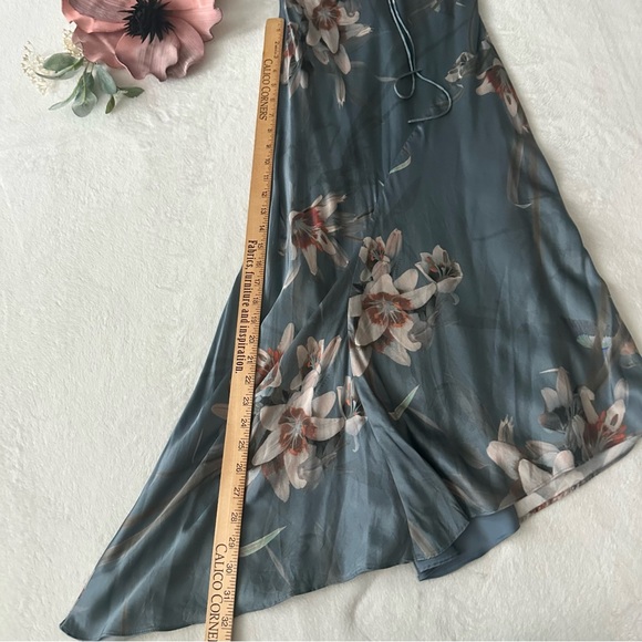 ALLSAINTS Alexia Kuroyuri Floral-print Midi Dress In Blue - Picture 12 of 16